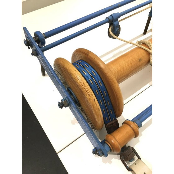 Image 1 of Vintage houten gymnastiekring, Tsjecho-Slowakije 1940