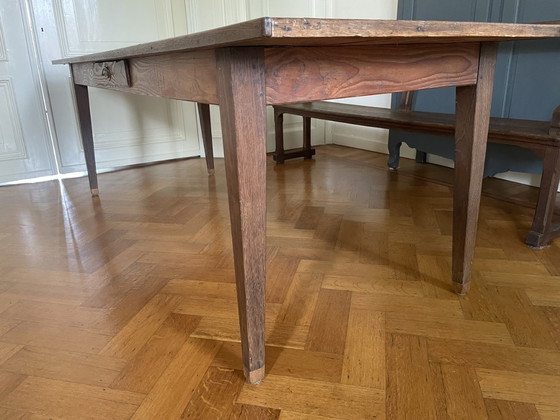 Image 1 of Franse Landelijke Eettafel Tafel 247 Cm. Vintage