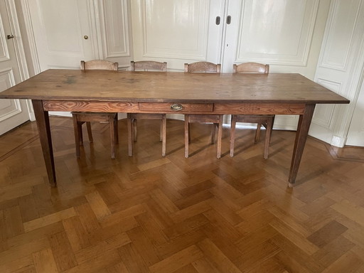 Franse Landelijke Eettafel Tafel 247 Cm. Vintage