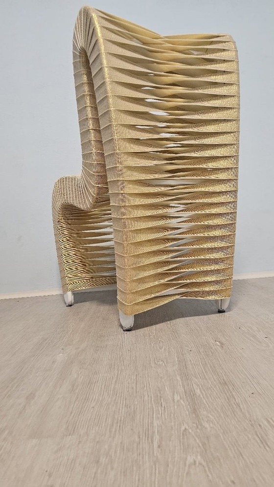 Image 1 of Sculpture Chair "The Hunger Games"  Kleur Goud