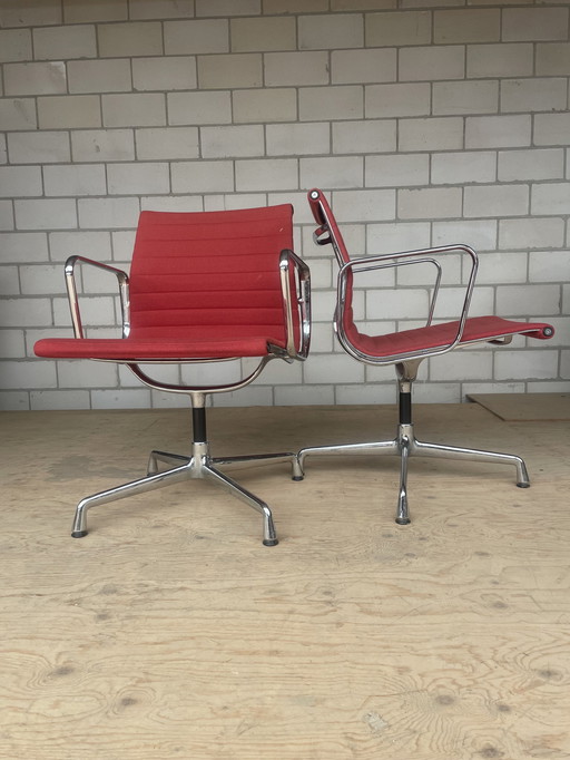 Vitra Eames Ea108 Hopsak/Chroom (Rood)