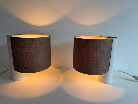 Image 1 of 2X Vintage tafellamp, wit en bruin, "Fluette" van Gramigna