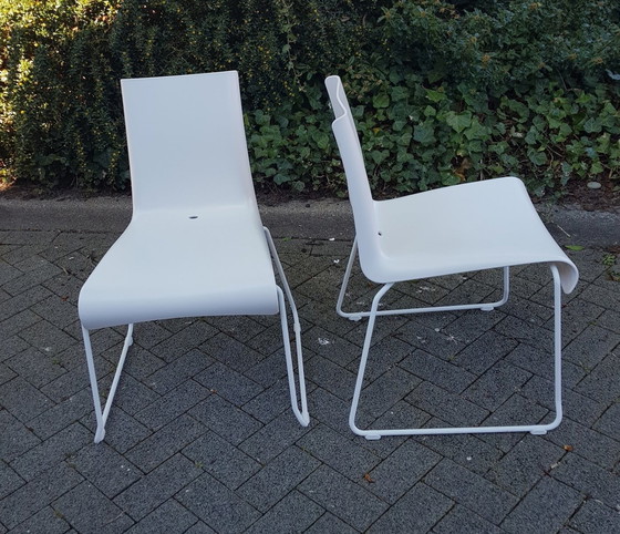 Image 1 of 2X Vintage stapelbare plastic stoelen voor binnen en buiten