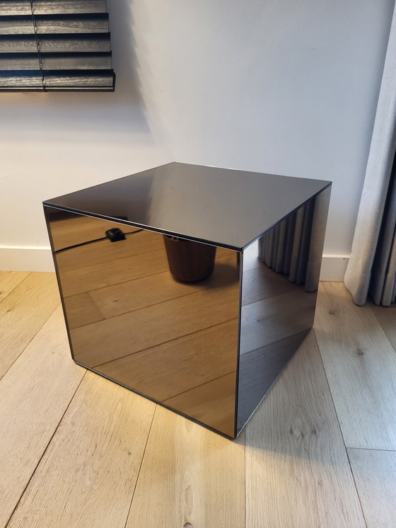 Image 1 of Fumé spiegel cube bijzettafel, jaren 80