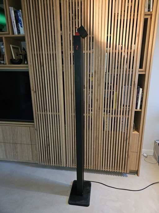 Stilnovo Zagar Vloerlamp, Zwart Met Rood.