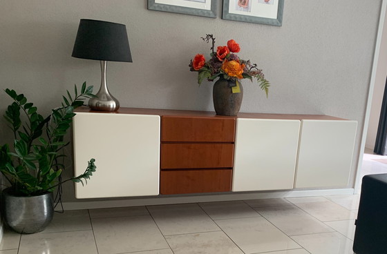 Image 1 of Vintage zwevend dressoir