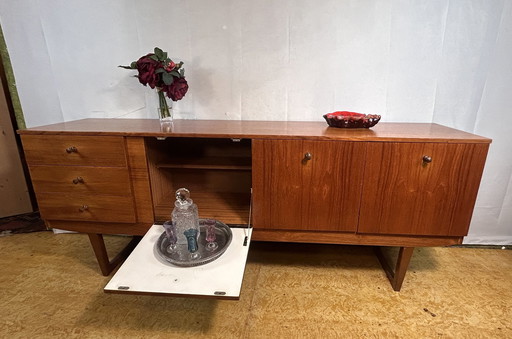 Mid-Century Retro Vintage Teak Dressoir Door Beautility 1960S Dit prachtige Mid Century Teak Dressoir Door Beautility Furniture