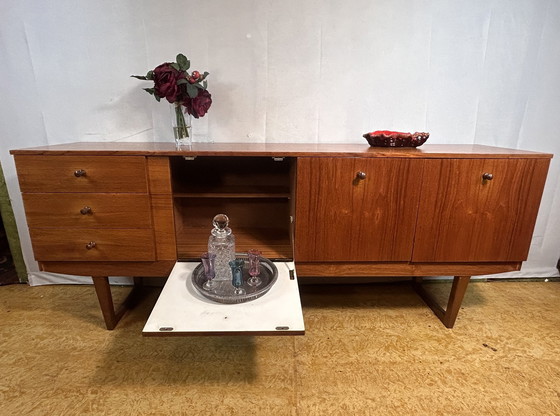 Image 1 of Mid-Century Retro Vintage Teak Dressoir Door Beautility 1960S Dit prachtige Mid Century Teak Dressoir Door Beautility Furniture