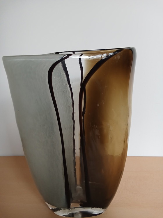 Image 1 of Mondgeblazen Mocca Zwart Wit Scandinavisch Glas Ovaal Vaas 50- Er Jaren