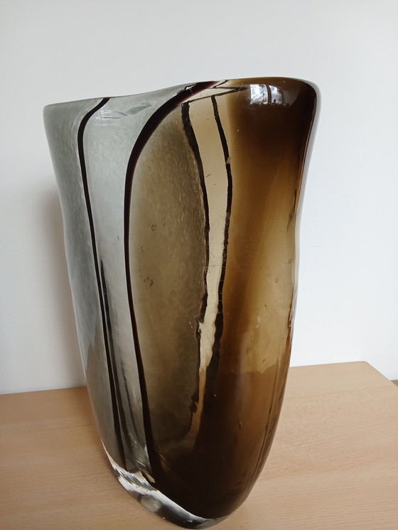 Image 1 of Mondgeblazen Mocca Zwart Wit Scandinavisch Glas Ovaal Vaas 50- Er Jaren