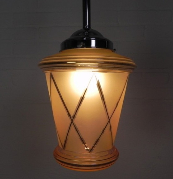 Image 1 of Art Deco hanglamp met roze glazen kap