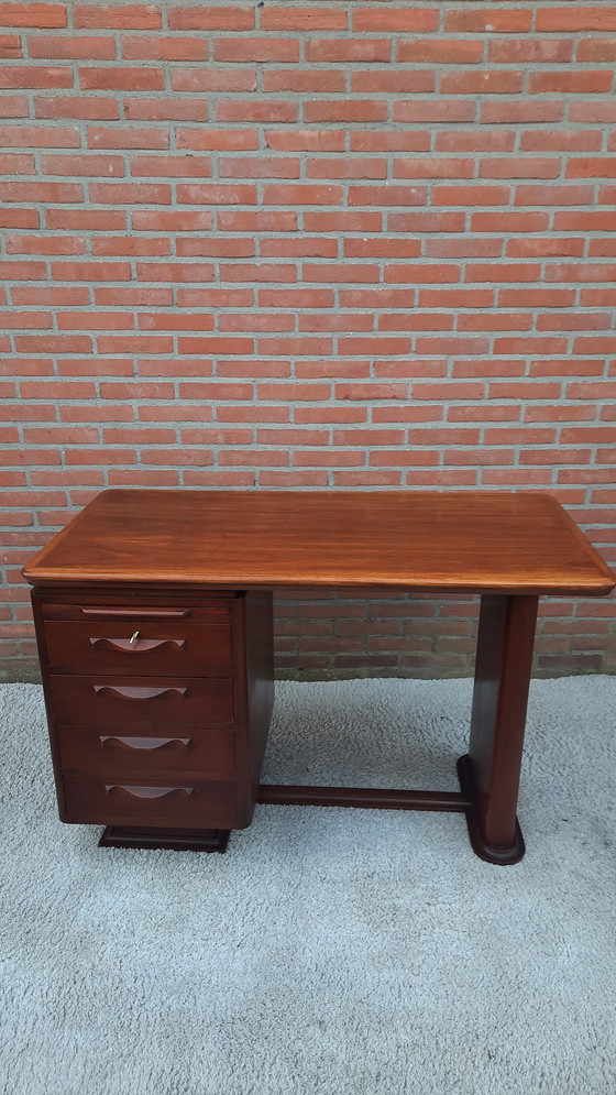 Image 1 of Vintage bureau