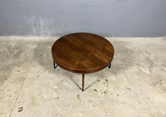 Image 1 of Mid Century ronde Salontafel Palissander