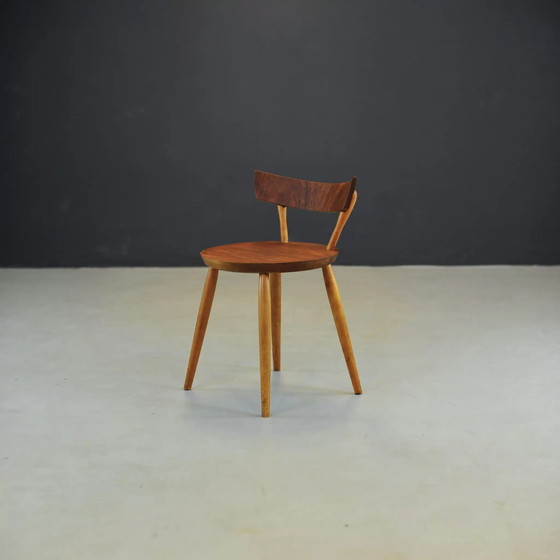 Image 1 of Vintage walnoten bijzetstoel