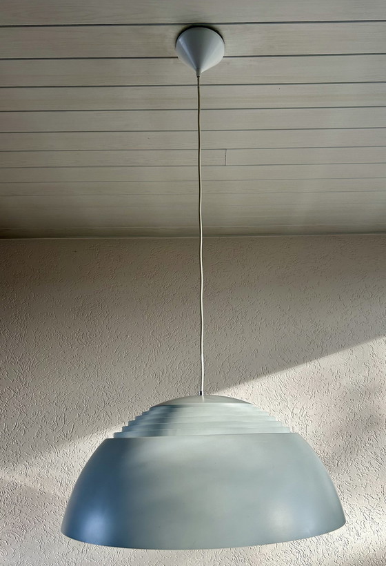 Image 1 of Louise Poulsen Hanglamp door Arne Jacobsen