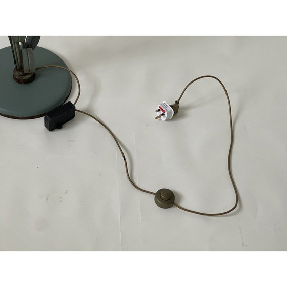 Image 1 of Vintage metalen vloerlamp in de vorm van een lelie, Frankrijk