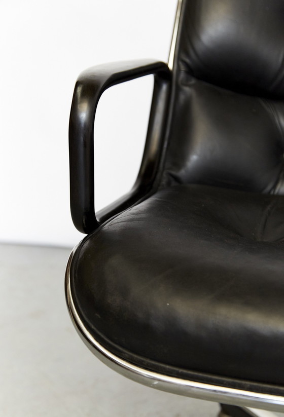 Image 1 of Charles Pollock "Executive Chair" Voor Knoll International