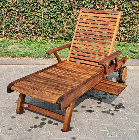 Image 1 of Hartman Prestige Teak Ligbed Met Hartman Kussen Havana Blue