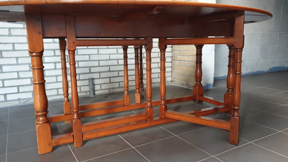 Image 1 of Schuitema Jugendstil Eetkamer Tafel