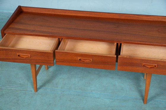 Image 1 of Vintage gerenoveerde sideboard teakhout, midmod 60s chest