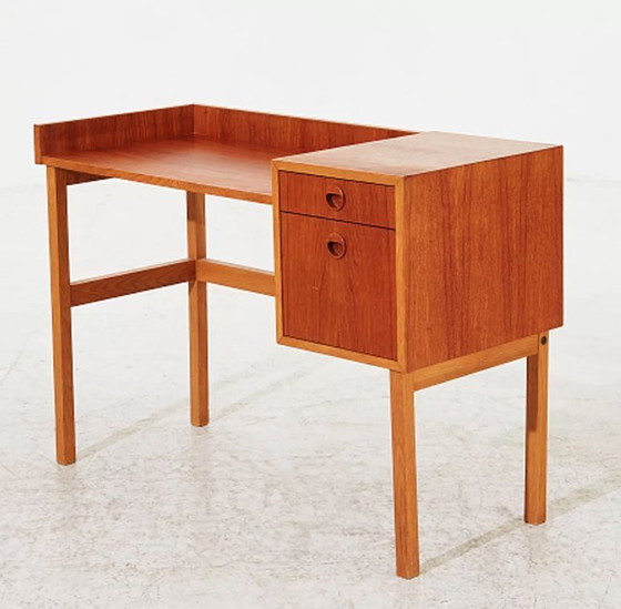 Image 1 of Teakhouten kaptafel / bureau 60