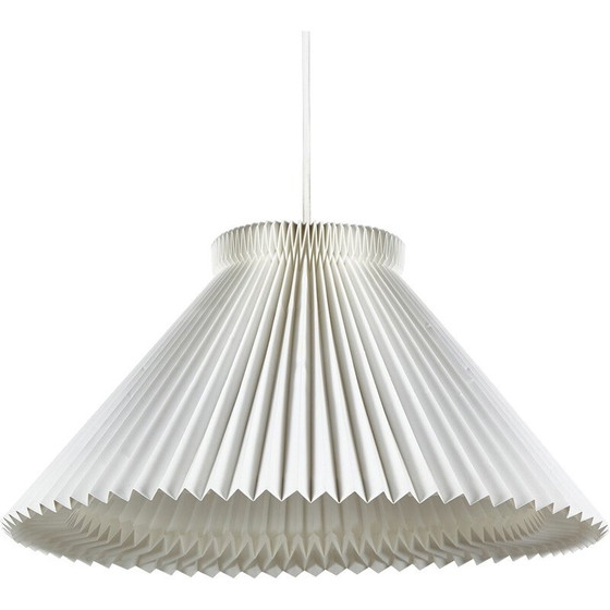 Image 1 of Vintage model 1-27 hanglamp in kunststof plaat van Tage Klint voor Le Klint, 1940