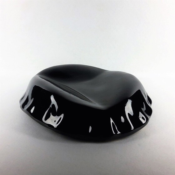 Image 1 of Capsule' vintage dienblad van keramiek met zwart email door J.C Peiré, 1980