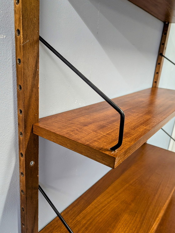 Image 1 of Vintage Teak Wandmeubel Poul Cadovius