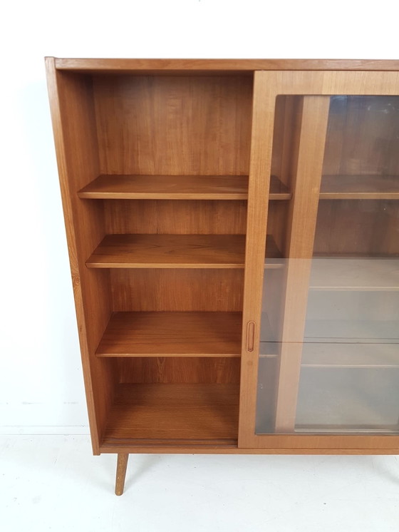 Image 1 of Vintage teakhouten Hundevad Deense vitrinekast | wandkast