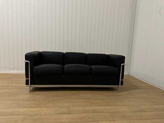 Image 1 of Cassina Lc2 Le Corbusier 3-Zitsbank