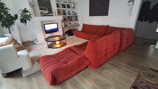 3, 2 en hoekbank + voetenbank Togo van Ligne Roset