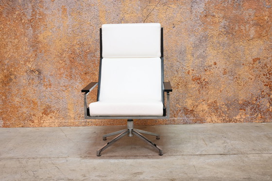 Image 1 of Witte Leren Rob Parry Lotus Design Draaifauteuil