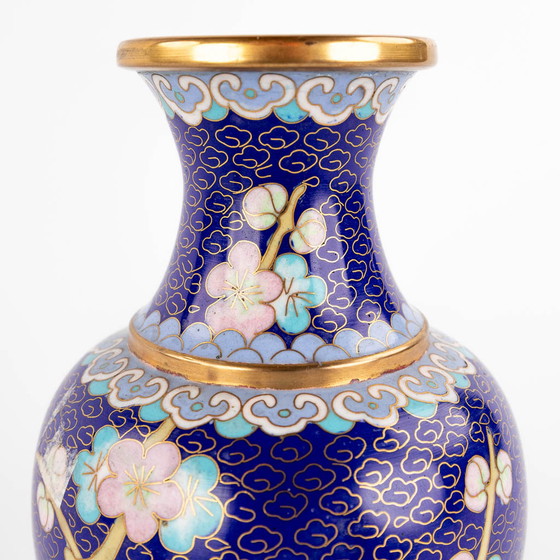 Image 1 of 2x Cloisonné bronzen vazen