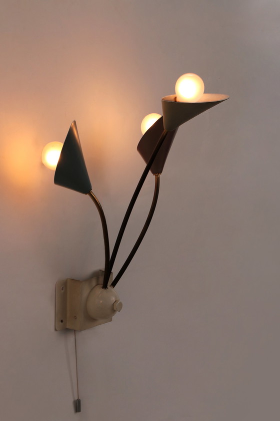 Image 1 of Vintage Wandlamp met 3 Lampjes - Messing Metaal,1960 Denemarken