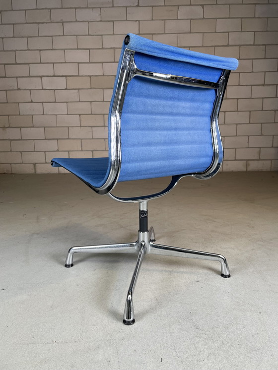 Image 1 of 4X Vitra Eames Ea105 Blauw