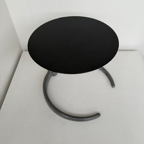 Image 1 of Ronde Salon Of Bijzetttafel