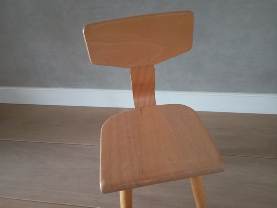 Image 1 of Vintage houten kinderstoeltje