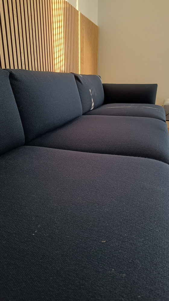 Image 1 of Muuto Outline 3.5 -Zits Sofa -Vidar