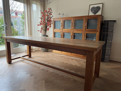 Riva Servieskast Met Eettafel