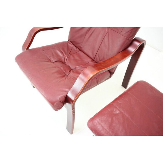 Image 1 of Vintage leren fauteuil met voetensteun van Ton, Tsjecho-Slowakije 1980