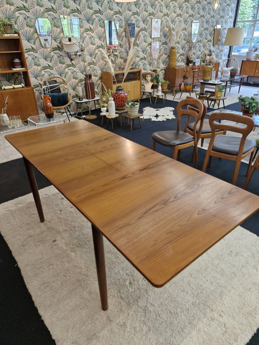 Vintage Eettafel Uitschuifbaar Teak Fineer 70S