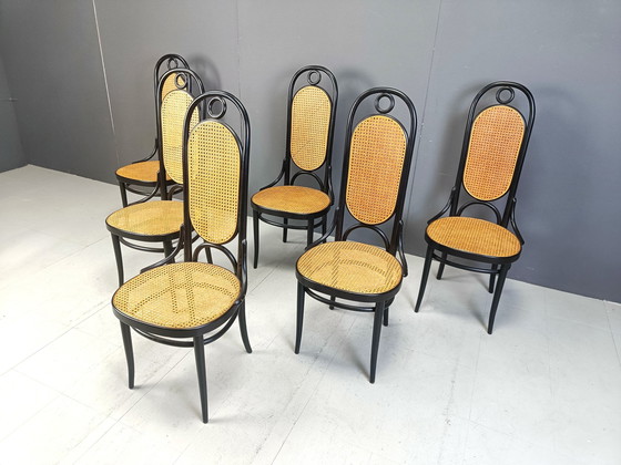 Image 1 of Thonet No. 207 Eetkamerstoelen 'Long John', set van 6, 1981