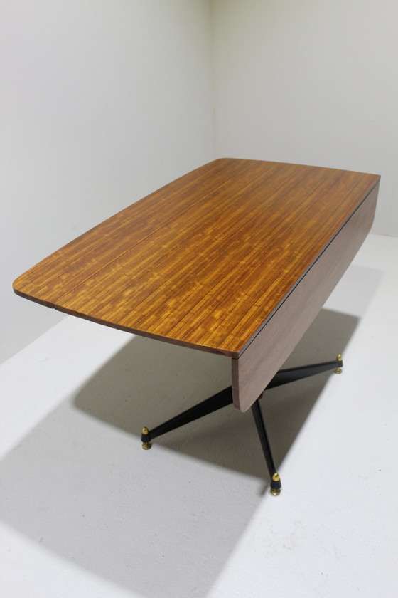 Image 1 of Vintage Uitklapbare Eettafel, G-Plan - Brits Design, Ovaal, Jaren '60