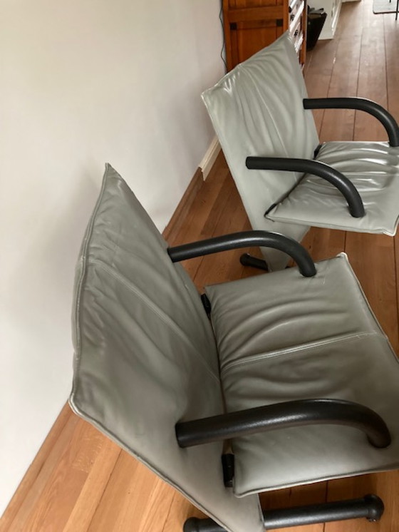 Image 1 of 2x Arflex T - Line chairs