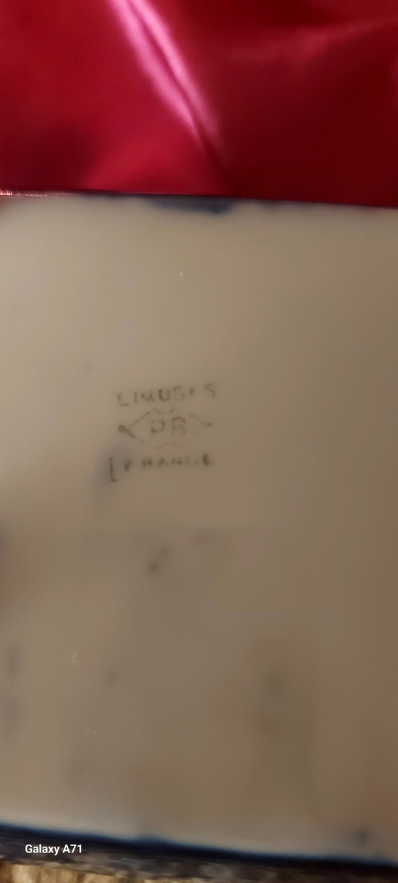 Image 1 of Klein Limoges porseleinen doosje