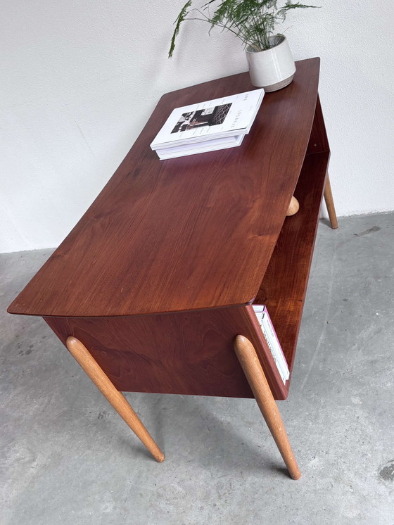 Image 1 of Vintage Bureau Teak + Eiken 2 Kanten 