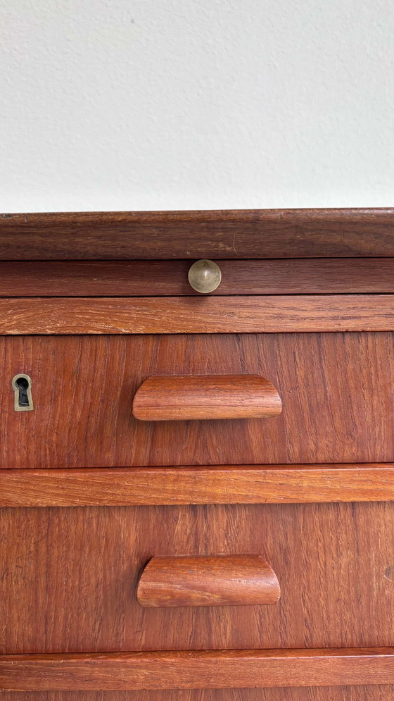 Image 1 of Vintage Bureau Teak + Eiken 2 Kanten 