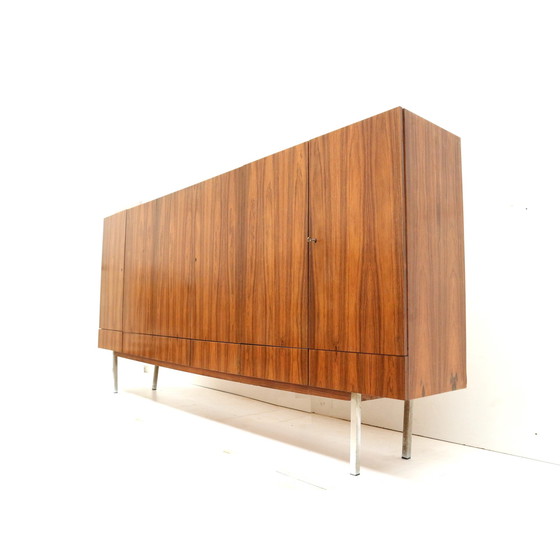 Image 1 of Groot vintage palissander dressoir met 6 deuren uit de jaren '60