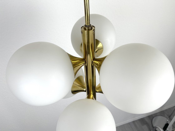 Image 1 of Kaiser Mid Century 6-voudige Spoetnik lamp messing glas jaren 60