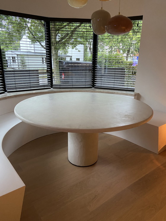 Image 1 of Mortex Eettafel rond